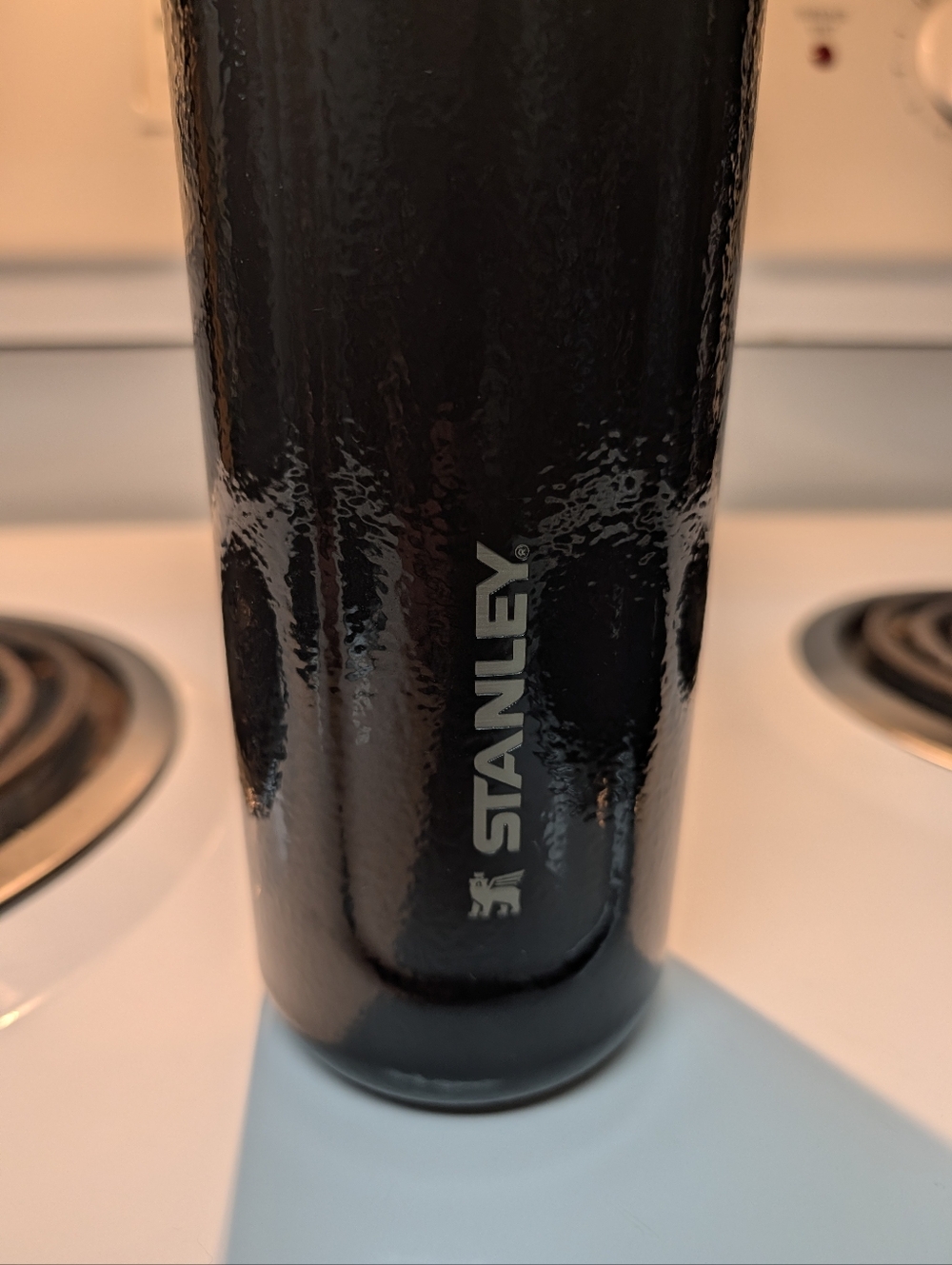 Stanley Well Spring Bottle 32 oz in Hammertone Black - Excellent Used Condition! - Picture 6 of 9
